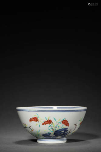 Doucai Floral Pattern Porcelain Bowl