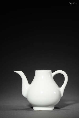White Glaze Porcelain Pot
