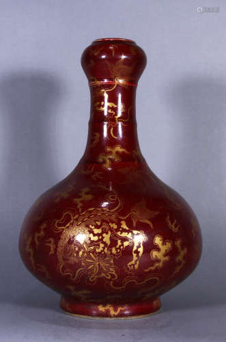 A Sacrificial-Red-Glazed Lion Garlic-Head Vase