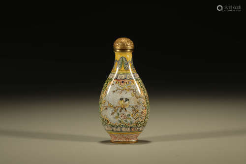 A PAINTED ENAMEL FLOWER AND BIRD SNUFF BOTTLE
