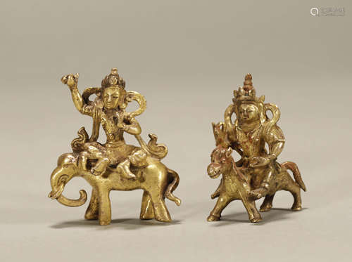 A SET OF GILT-BRONZE FIGURE OF BUDDHAS