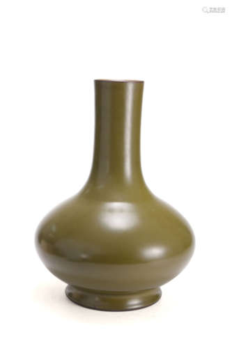 TEA-DUST GLAZE VASE