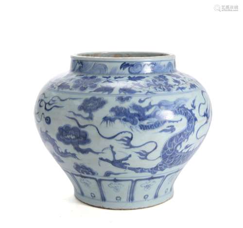 BLUE AND WHITE DRAGON JAR