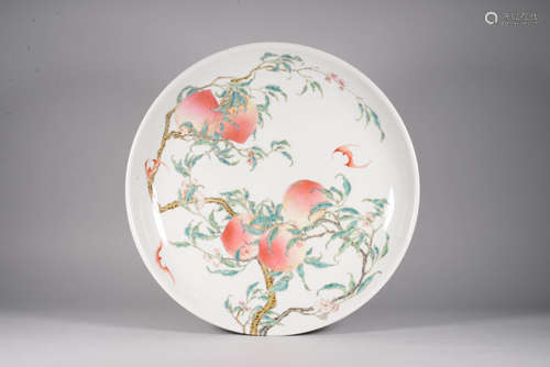 A FAMILLE ROSE PEACH DISH