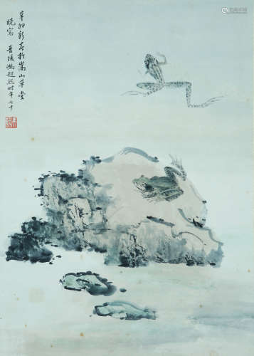 A CHINESE FROG PAINTING, INK AND COLOR ON PAPER, HANGING SCR...