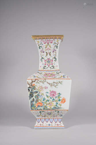 A FAMILLE ROSE FLORAL VASE