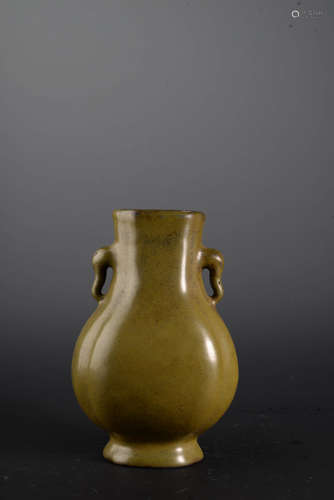 A TEA-DUST-GLAZED VASE