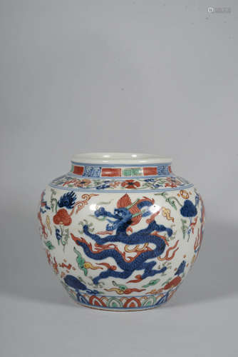 A BLUE AND WHITE WUCAI JAR