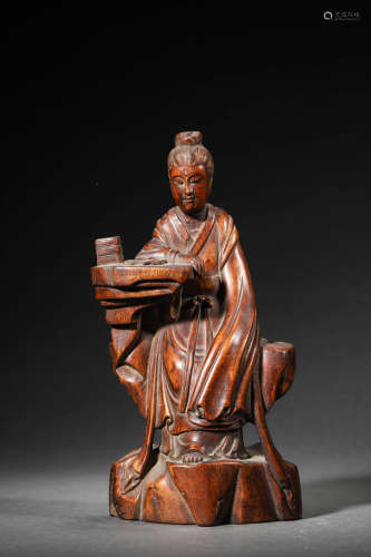 CARVED BOXWOOD LADY GROUP
