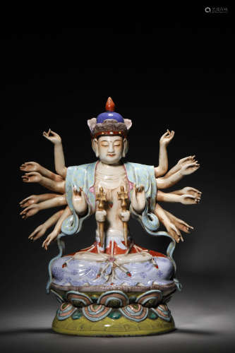 FAMILLE ROSE STATUE OF THREE-FACED GUANYIN