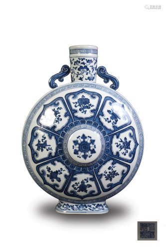 A BLUE AND WHITE MOONFLASK,MARK AND PERIOD OF QIANLONG