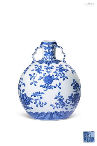 A BLUE AND WHITE‘SANDUO’MOONFLASK,MARK AND PERIOD OF QIANLON...