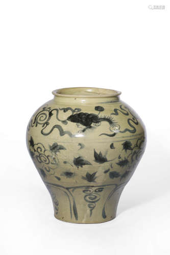 A BLUE AND WHITE ‘FLOWER’JAR,YUAN DYNASTY