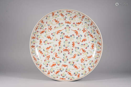 A LARGE FAMILLE ROSE BAT PLATE