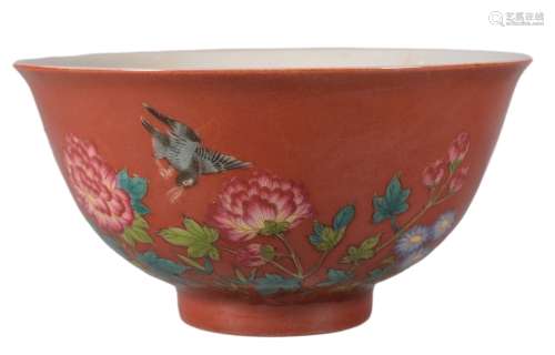 A CORAL-RED FALANGCAI-ENAMELED FLOWER BOWL