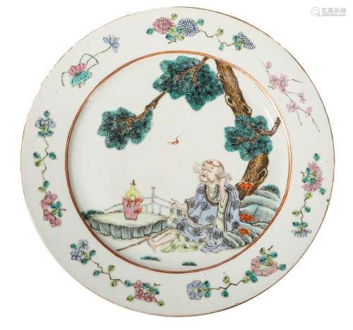 A LARGE FAMILLE ROSE ARHAT PLATE