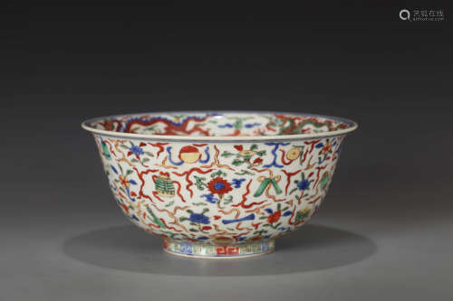 A LARGE FAMILLE VERTE BOWL