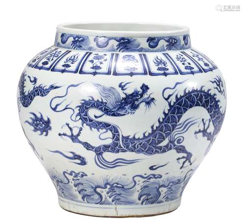 A BLUE AND WHITE DRAGON JAR