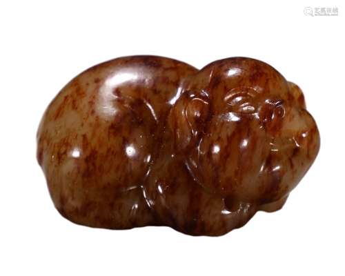 A HETIAN JADE PIG CARVING