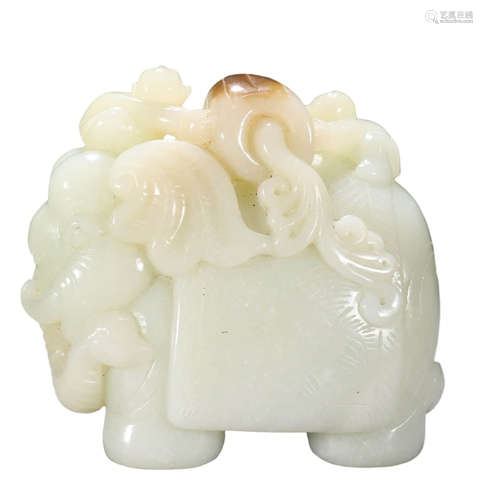 A HETIAN JADE CARVING