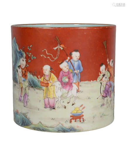 A FAMILLE ROSE CORAL-GROUND MINIATURE
 BRUSHPOT