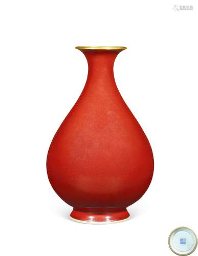 清乾隆 霁红釉玉壶春瓶