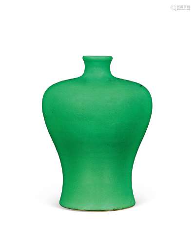 清中期  绿釉梅瓶