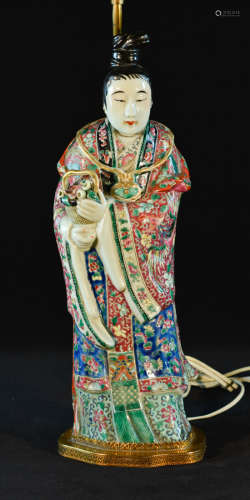 Chinese Famille Rose Porcelain Beauty