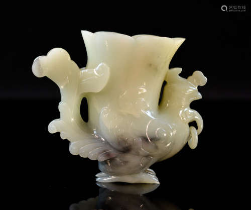 Chinese Jade Ritual Cup of Pheonix Shape