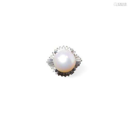 Pt900天然南洋海水白珍珠钻石戒指