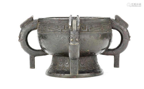 An archaistic bronze ritual food vessel, gui.  Late Ming/early Qing Dynasty