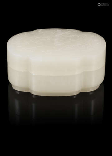 A white jade lobed box and cover