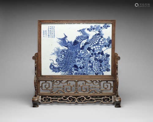 A blue and white table screen.  19th/20th century