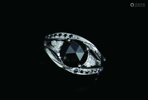 18K白金 黑钻石 钻石 戒指