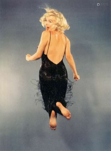 菲利普·哈尔斯曼 跳跃的梦露（2张） 彩色照片