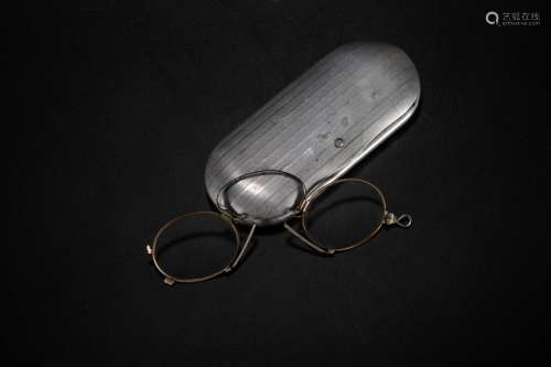 铝盒老式眼镜 奥地利