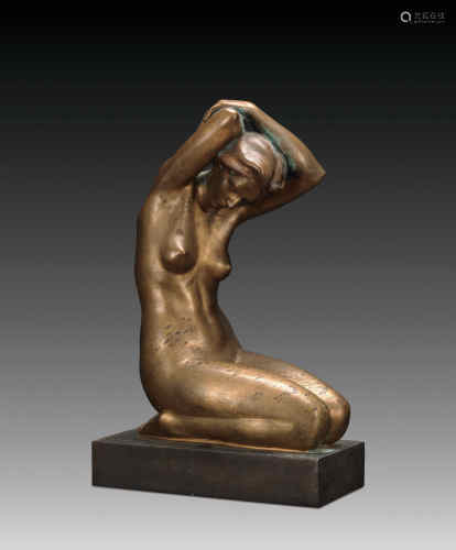 王济达 1986年作 跪姿女人体 铜 雕塑