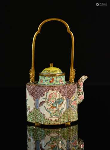 Chinese Peking Enamel Teapot with Gilt Bronze Dragon