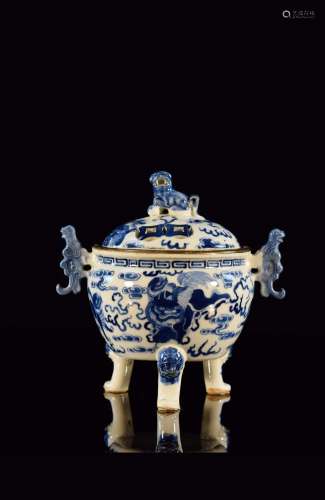 Chinese Blue White Porcelain Censer with Foolion Motif
