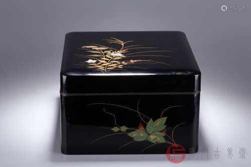 007：昭和时期.坚实木胎漆器彩绘花卉纹嵌螺钿超大盖盒