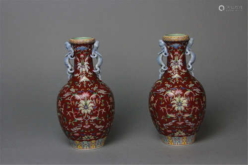 Antique Pair of Chinese Porcelain Vase