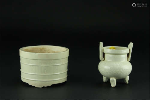 Antique lot of Two Chinese Porcelian Censers