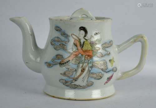 19th/20th C Chinese Enameled Porcelain Teapot