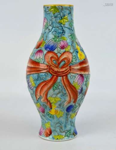 Chinese Republic Enameled Porcelain Scarf-Vase