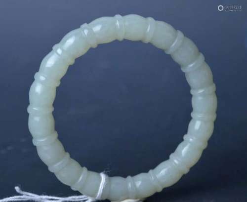 Chinese Carved Jade Bangle Simulating 