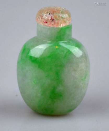 Translucent Jadeite Snuff with Green Veins