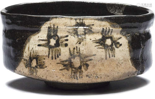 A black Oribe tea bowl Edo period (1615-1868), 17th century