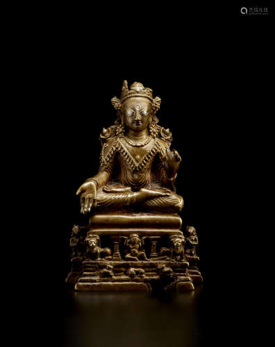 克什米尔地区 约八世纪 铜错银佛坐像