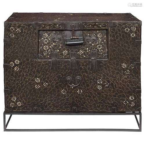 Korean Inlaid Lacquer Chest 19th Century