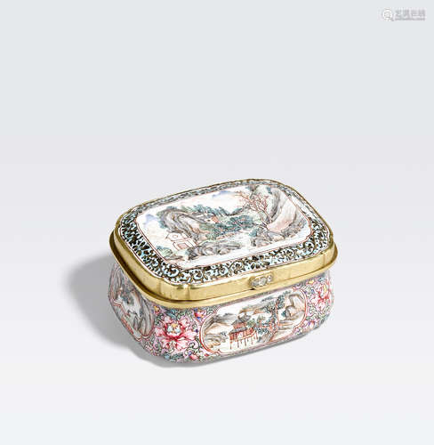 A Canton enamel snuff box